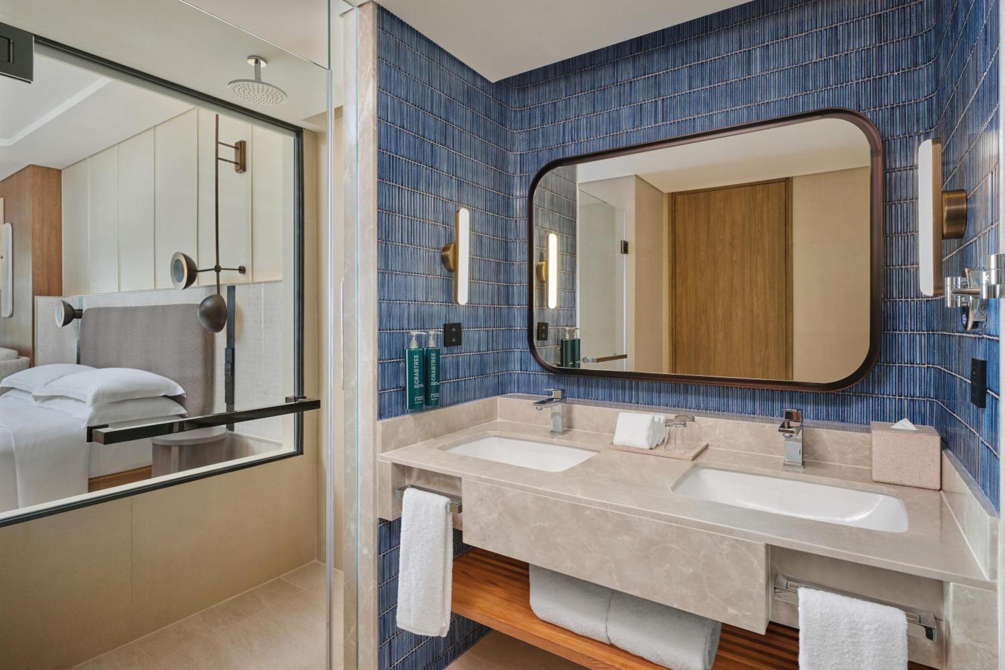 Resort Hilton &