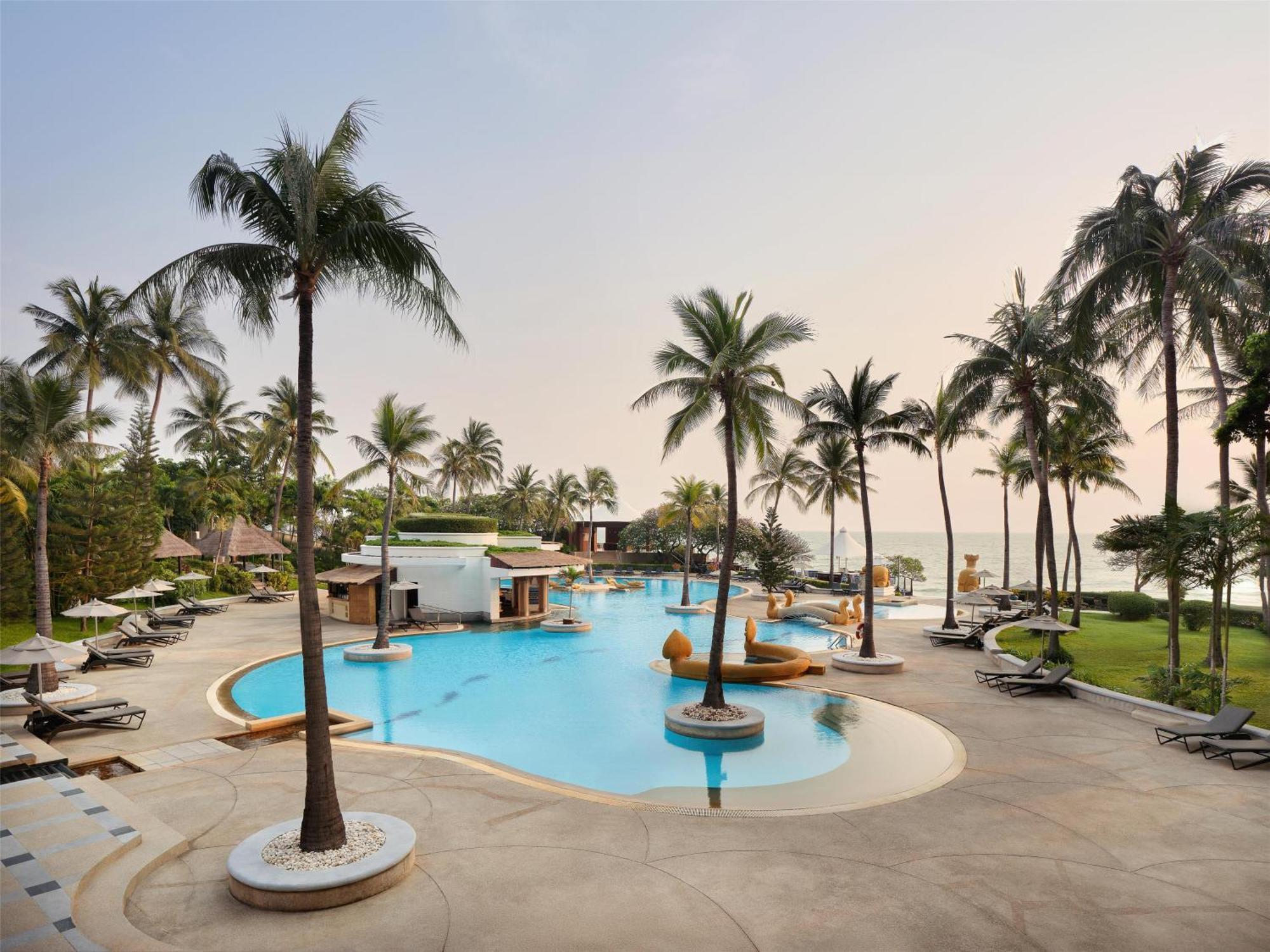 Resort Hilton &